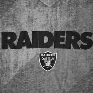 Oakland Raiders V-Neck T-Shirt